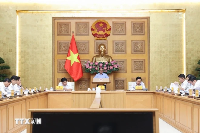 Thủ tướng: Xử lý nghiêm cán bộ vô cảm với khó khăn của doanh nghiệp, người dân