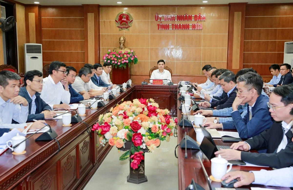 Tập trung cao độ thực hiện các công trình trọng điểm, dự án quan trọng quốc gia lĩnh vực đường sắt