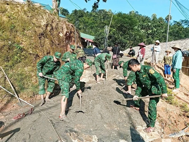 Những “Ngôi sao xanh” lấp lánh nơi biên viễn