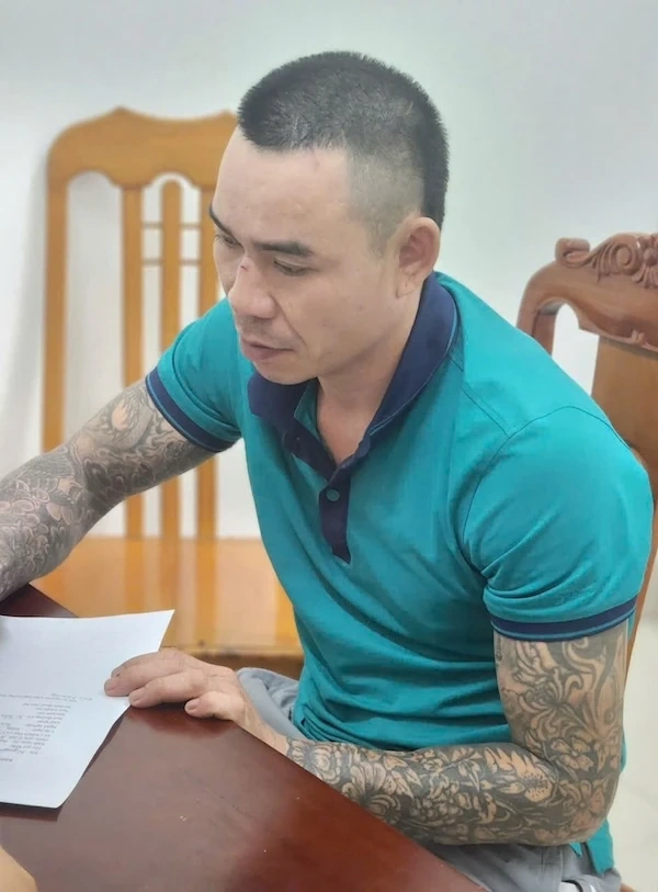 Liên tiếp điều tra làm rõ 2 vụ, bắt giữ 3 đối tượng cướp giật tài sản