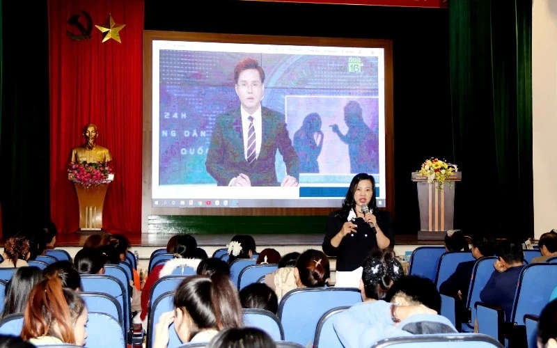 Hội LHPN tỉnh truyền thông về bình đẳng giới