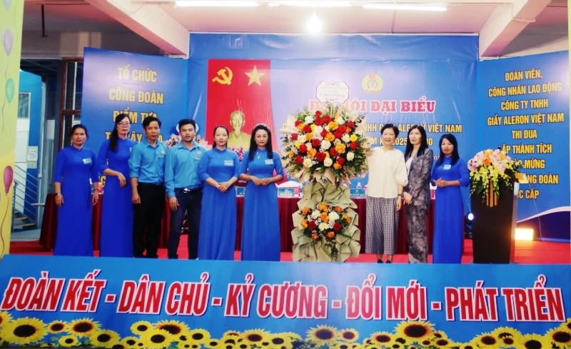 Phát huy vai trò chăm lo, bảo vệ quyền, lợi ích hợp pháp, chính đáng cho người lao động