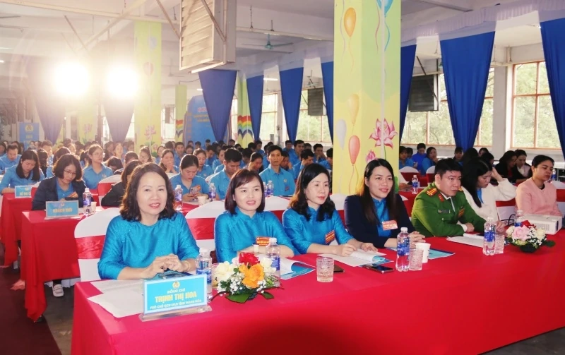 Phát huy vai trò chăm lo, bảo vệ quyền, lợi ích hợp pháp, chính đáng cho người lao động