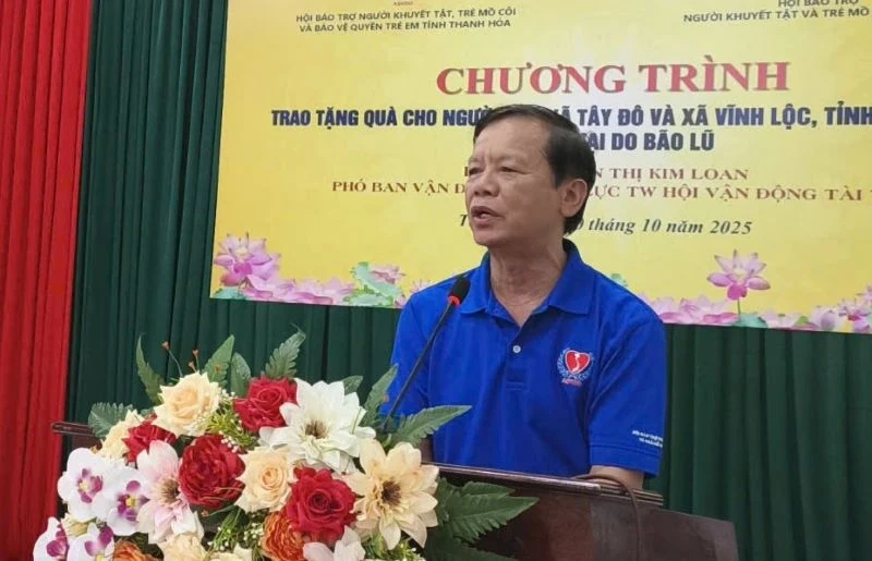 Hỗ trợ người dân bị thiệt hại do bão lũ tại các xã Tây Đô, Vĩnh Lộc