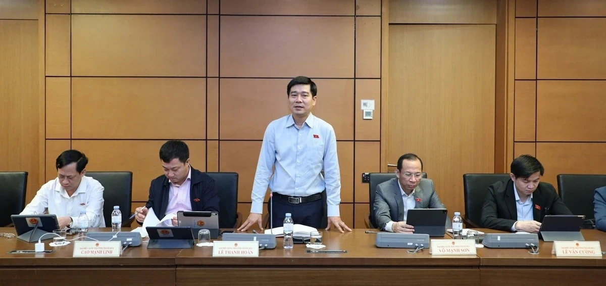 Đoàn ĐBQH Thanh Hóa tham gia góp ý vào các dự án Luật tại Kỳ họp thứ 10, Quốc hội khóa XV