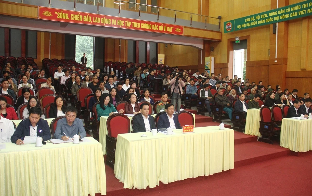 Cử tri các xã thuộc huyện Lang Chánh cũ kiến nghị nhiều vấn đề liên quan đến đời sống dân sinh