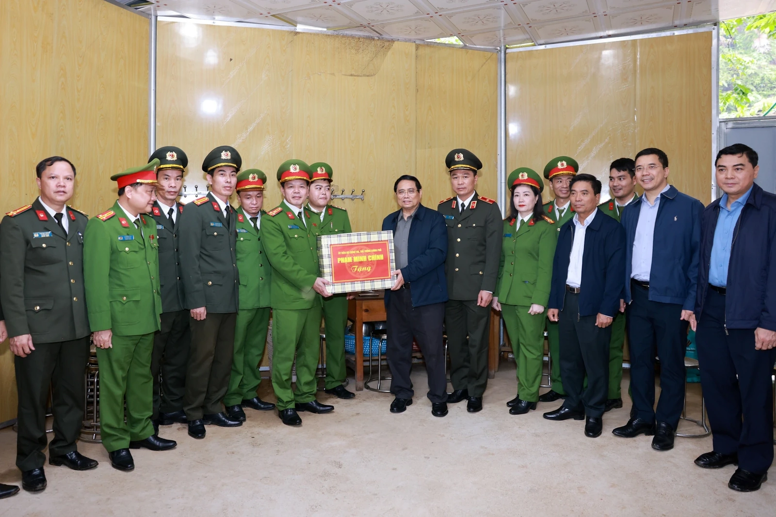 Thủ tướng đề nghị xây dựng xã không tội phạm tại vùng biên giới