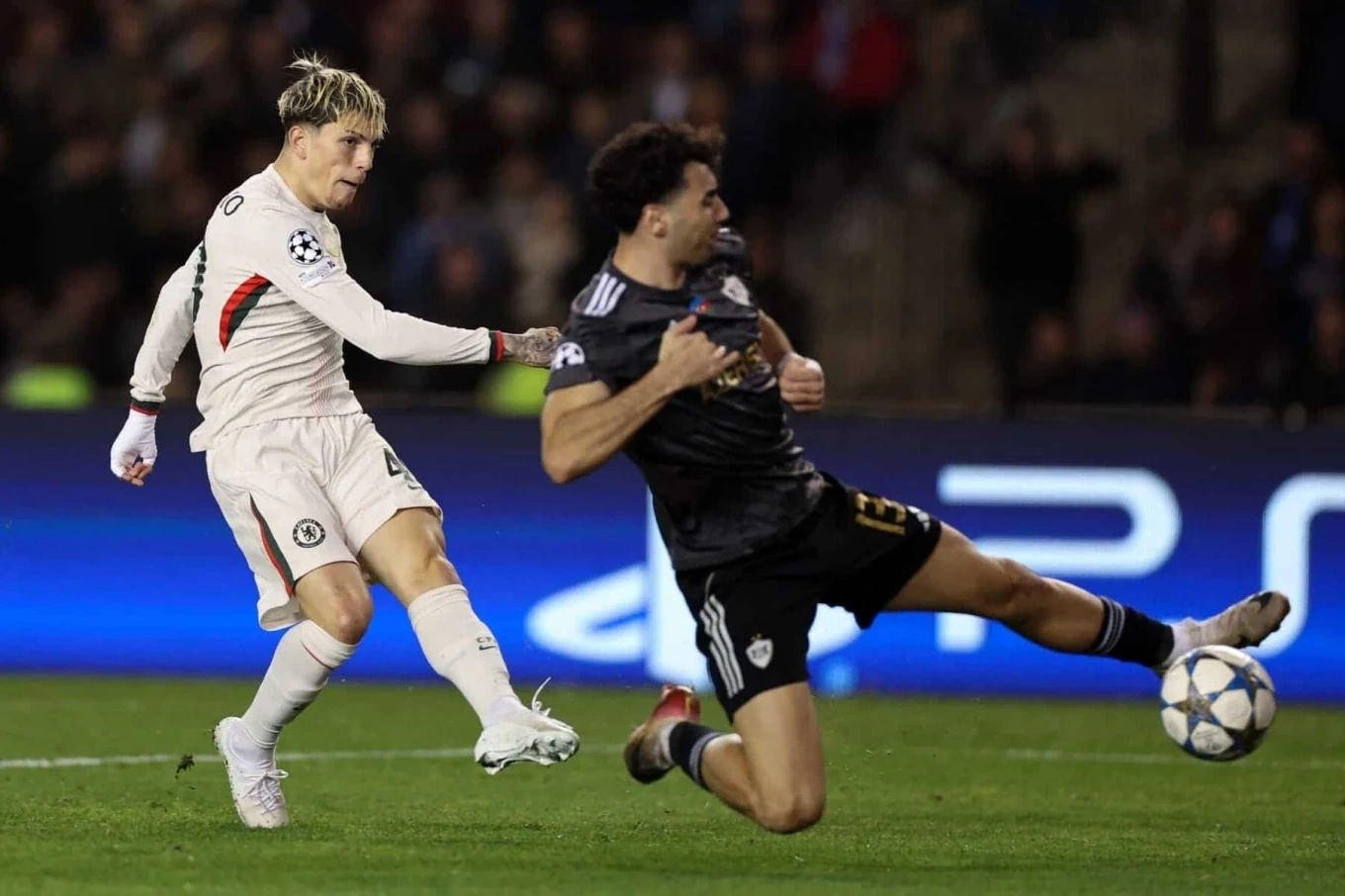 Haaland lập kỷ lục lịch sử tại Champions League; Ninh Bình giữ ngôi đầu sau vòng 10 V.League