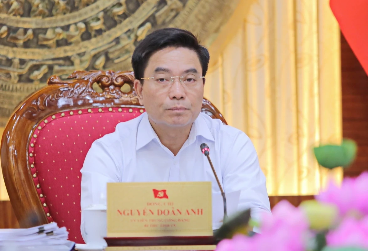 Ban Thường vụ Tỉnh ủy thống nhất nhiều nội dung quan trọng do Ban Thường vụ Đảng ủy UBND tỉnh trình