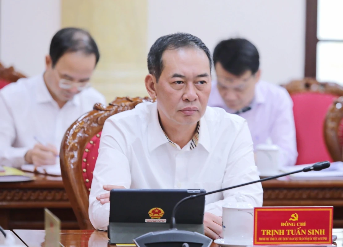 Ban Thường vụ Tỉnh ủy thống nhất nhiều nội dung quan trọng do Ban Thường vụ Đảng ủy UBND tỉnh trình