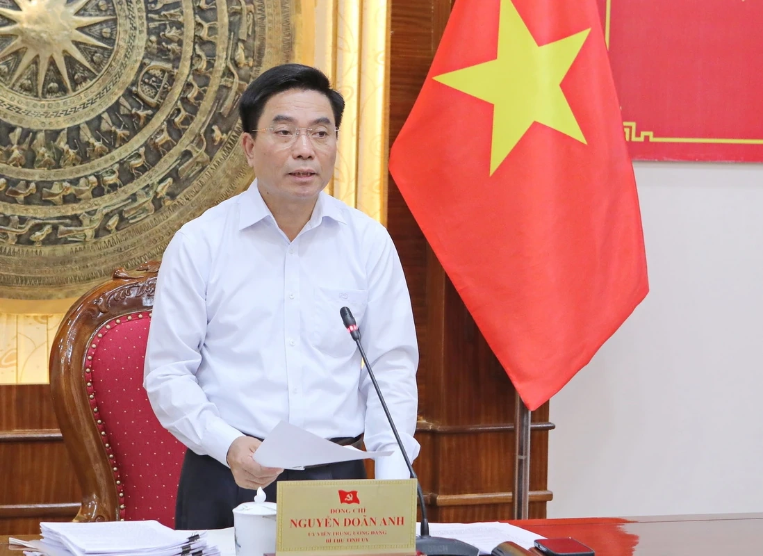 Ban Thường vụ Tỉnh ủy thống nhất nhiều nội dung quan trọng do Ban Thường vụ Đảng ủy UBND tỉnh trình