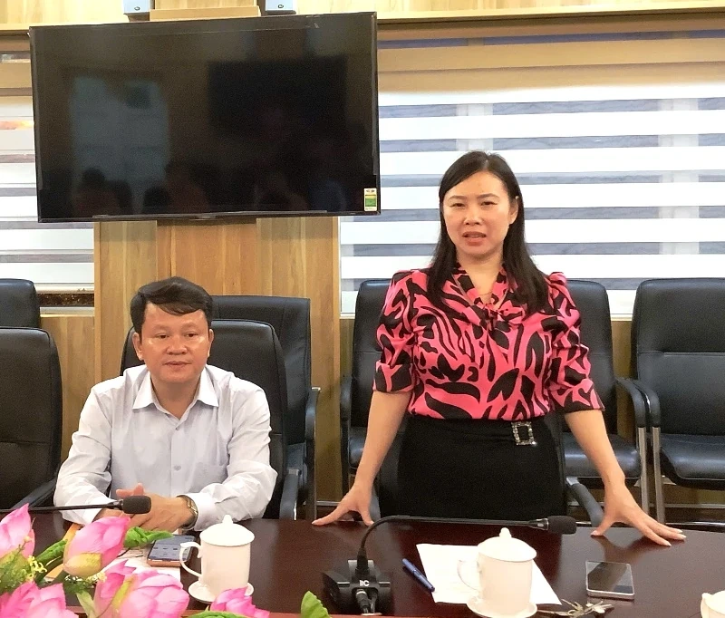 Các doanh nghiệp ủng hộ đồng bào vùng lũ 1 tỷ đồng