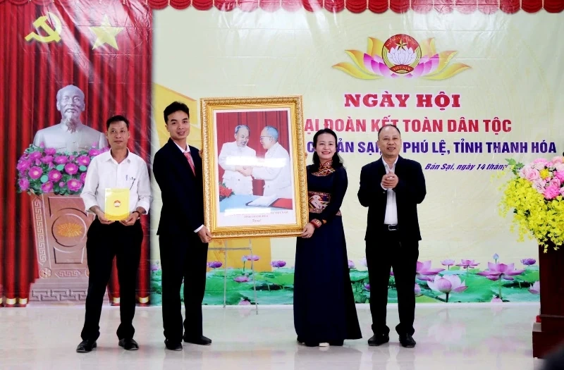 Bản Sại phát huy truyền thống văn hoá dân tộc, chăm lo đời sống Nhân dân