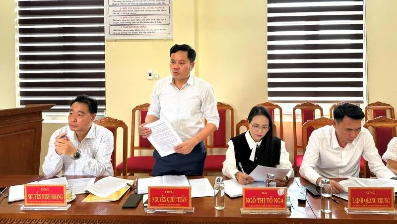 Giám sát thực hiện Nghị quyết về nội dung chất vấn của HĐND tỉnh tại xã Sao Vàng