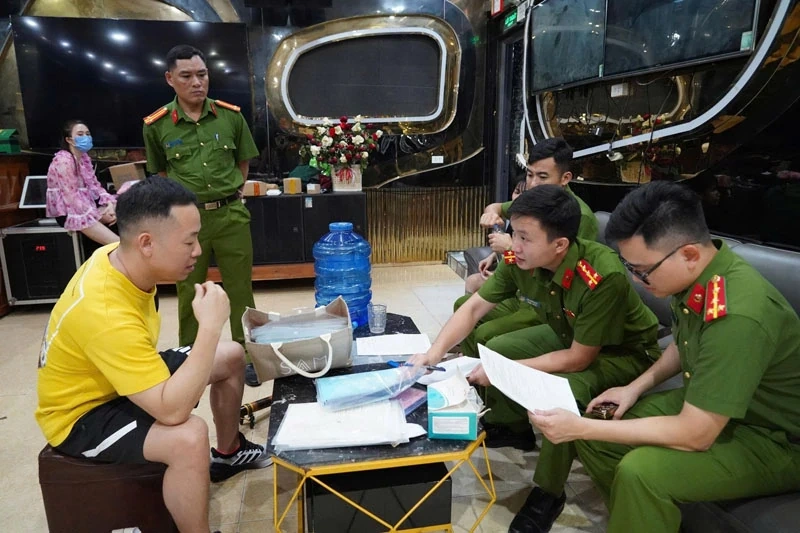 Quản lý cơ sở kinh doanh có điều kiện về an ninh trật tự