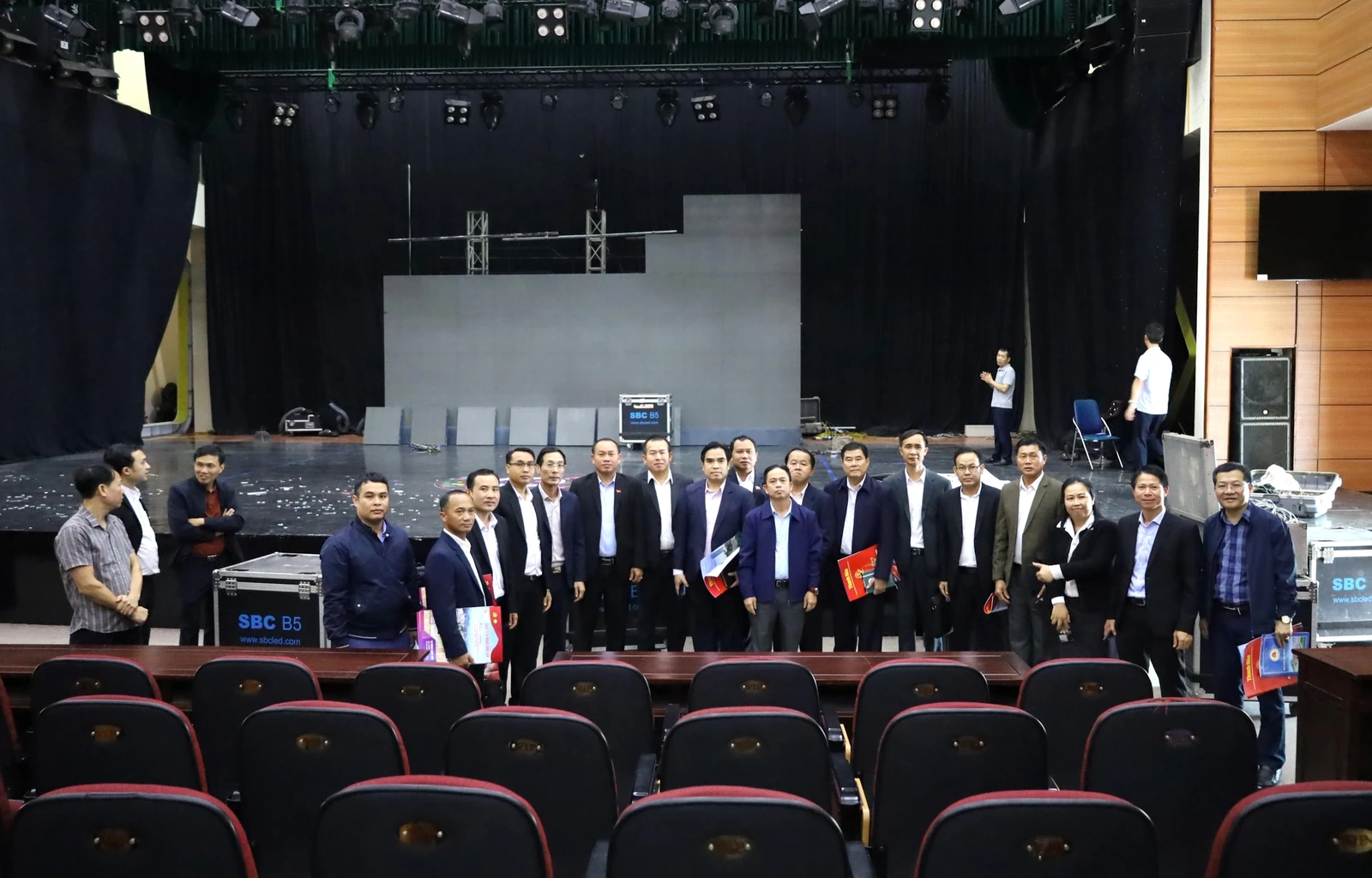 Đoàn cán bộ lãnh đạo quản lý Báo chí và Truyền thông Lào thăm, làm việc tại Báo và Đài Phát thanh – Truyền hình Thanh Hóa