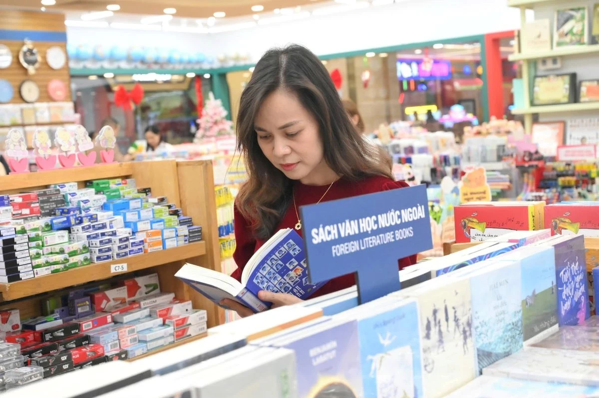 Khai trương Nhà sách FAHASA Lam Sơn