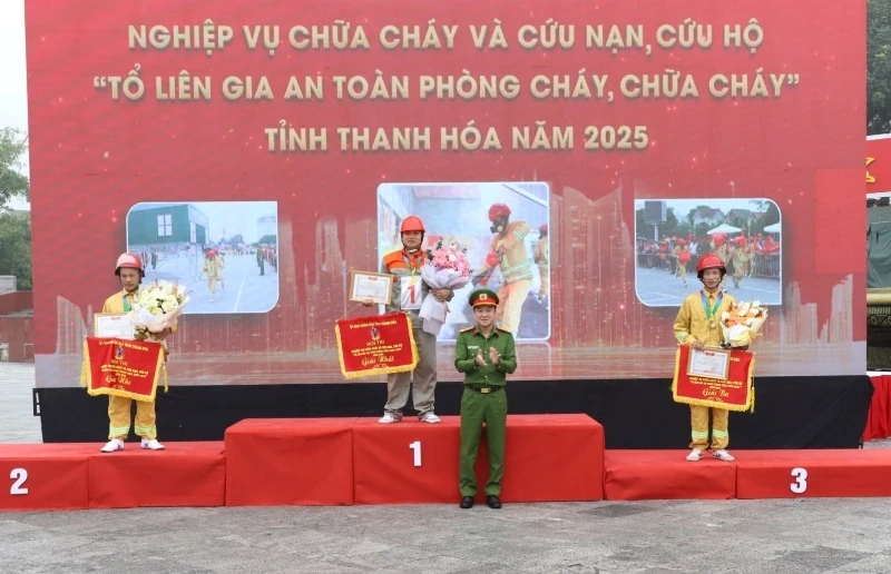 Hơn 200 thành viên Tổ liên gia an toàn PCCC tham gia hội thi nghiệp vụ