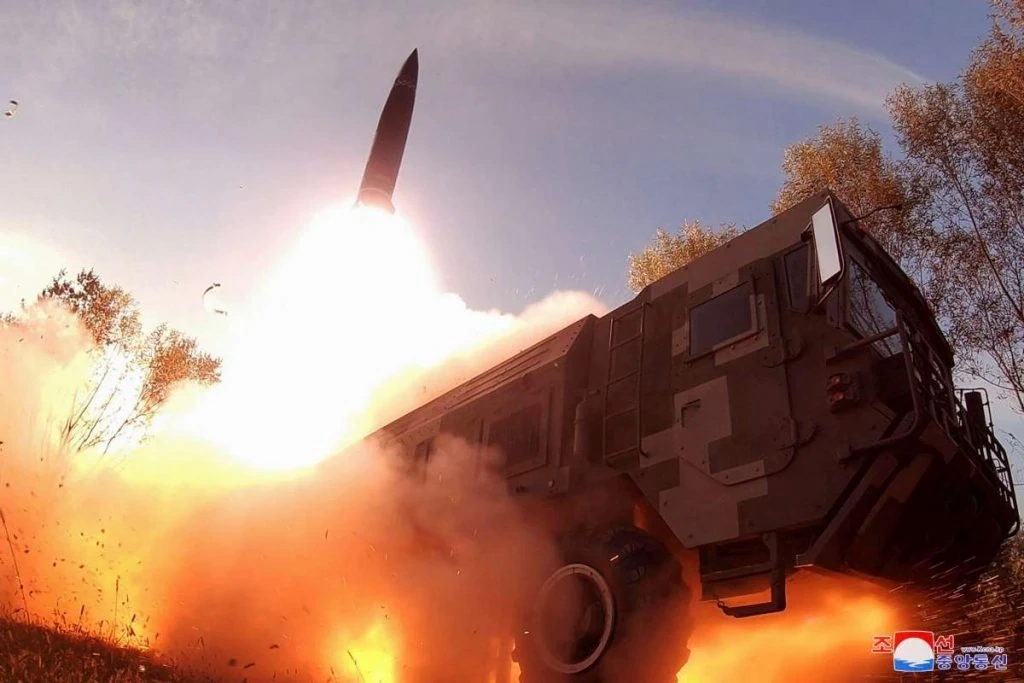 Thủ tướng Nhật Takaichi: Chưa thể khẳng định giữ nguyên chính sách phi hạt nhân, cam kết vực dậy kinh tế