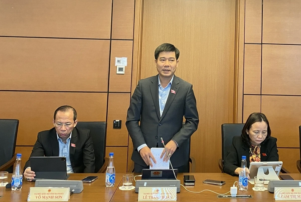 ĐBQH tỉnh Thanh Hóa góp ý vào dự án Luật Trí tuệ nhân tạo