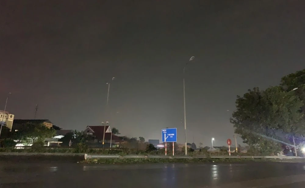 Sớm sữa chữa, bổ sung hệ thống chiếu sáng trên Đại lộ Hùng Vương