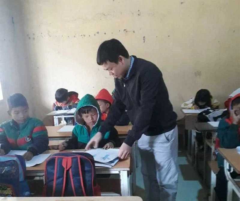 Miệt mài gieo chữ nơi “cổng trời” Trung Lý