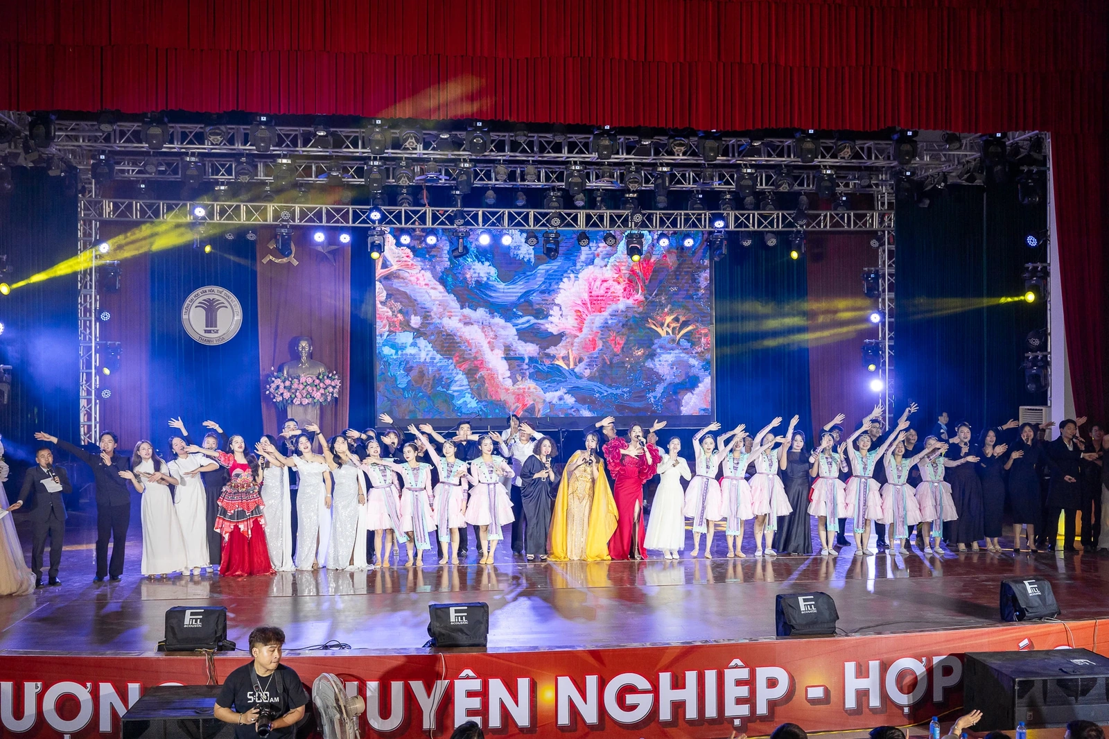 Ấn tượng đêm nhạc “Giai điệu còn mãi”