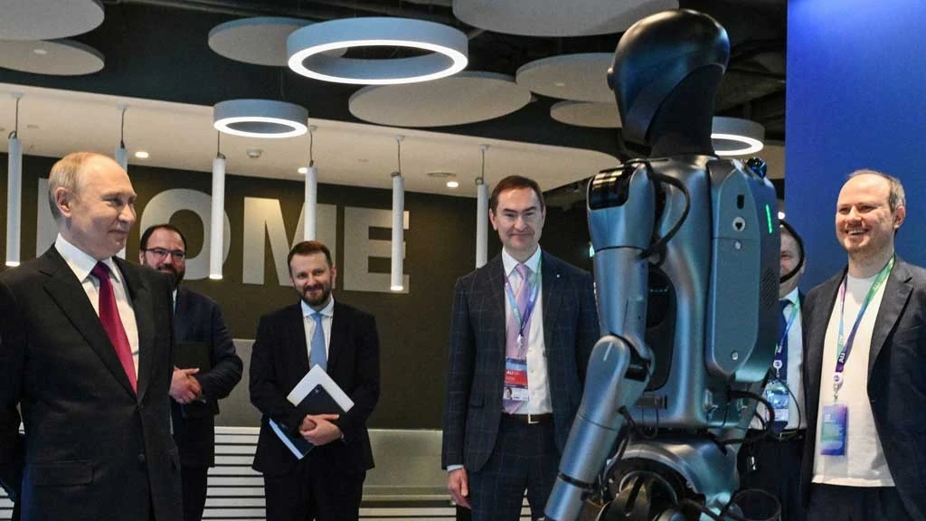 Tổng thống Nga kêu gọi tăng tốc phát triển AI