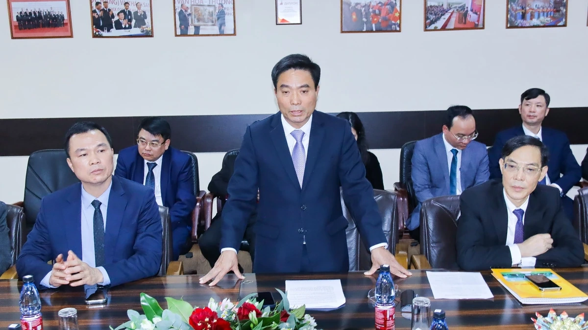 Đoàn công tác cấp cao tỉnh Thanh Hóa làm việc với Liên hiệp các tổ chức người Việt Nam và Hiệp hội các nhà doanh nghiệp Việt Nam tại Liên bang Nga