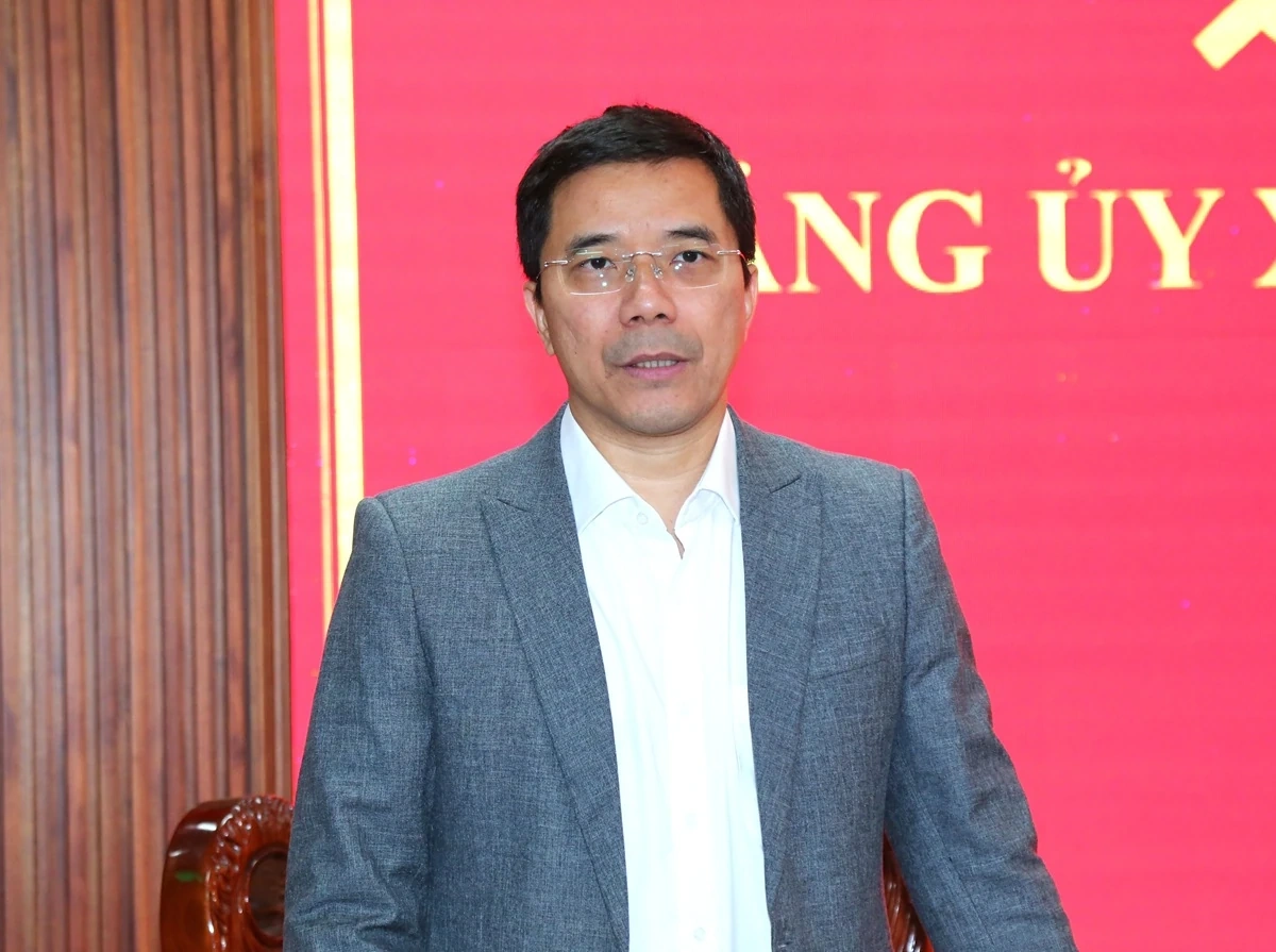 Phó Bí thư Thường trực Tỉnh ủy Nguyễn Hồng Phong thăm, làm việc tại các xã Hà Trung, Tống Sơn