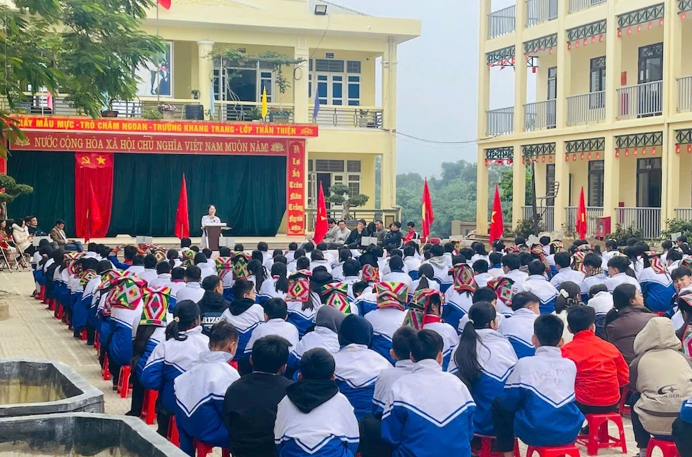 Chăm sóc sức khoẻ sinh sản tuổi vị thành niên: Hành trang tương lai cho thế hệ trẻ