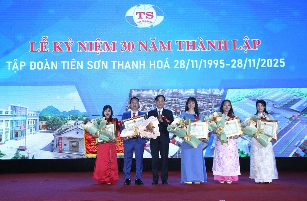 Công ty CP Tập đoàn Tiên Sơn Thanh Hóa kỷ niệm 30 năm thành lập