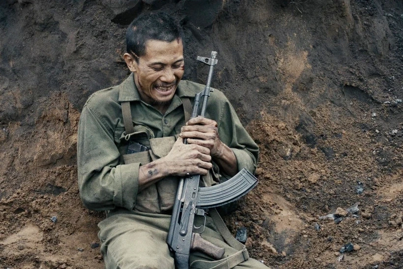 “Mưa đỏ” giành giải Bông sen Vàng trong Liên hoan phim Việt Nam lần thứ 24​