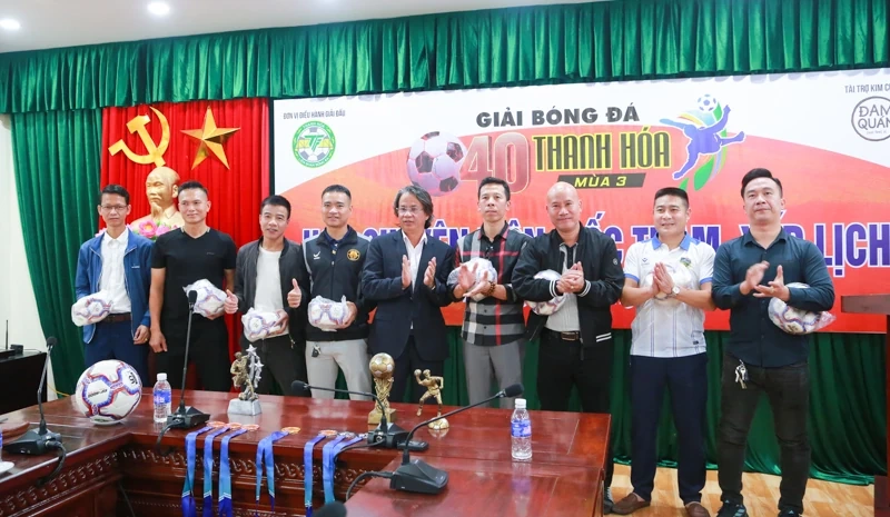 Giải bóng đá 7 người O40 tỉnh Thanh Hóa khởi tranh từ ngày 6/12