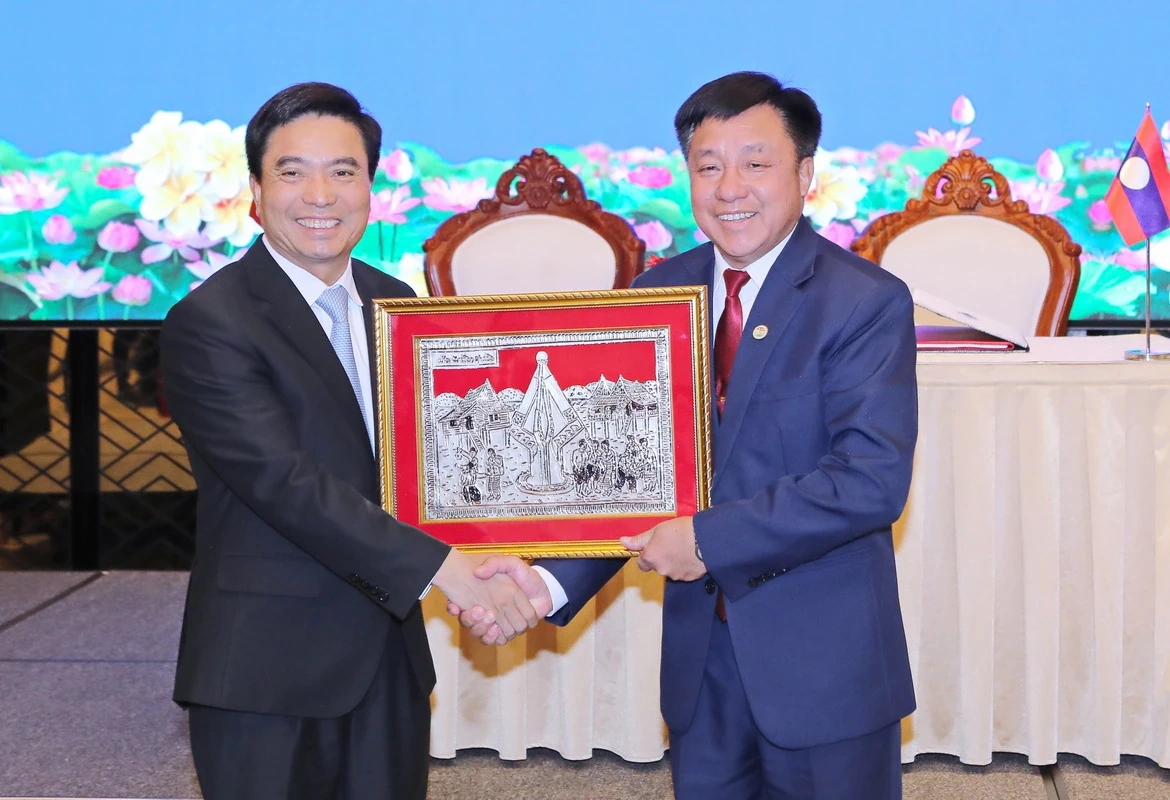 Thanh Hóa - Hủa Phăn ký kết Thỏa thuận hợp tác giai đoạn 2026-2030, mở rộng tầm nhìn chiến lược vì sự phát triển bền vững