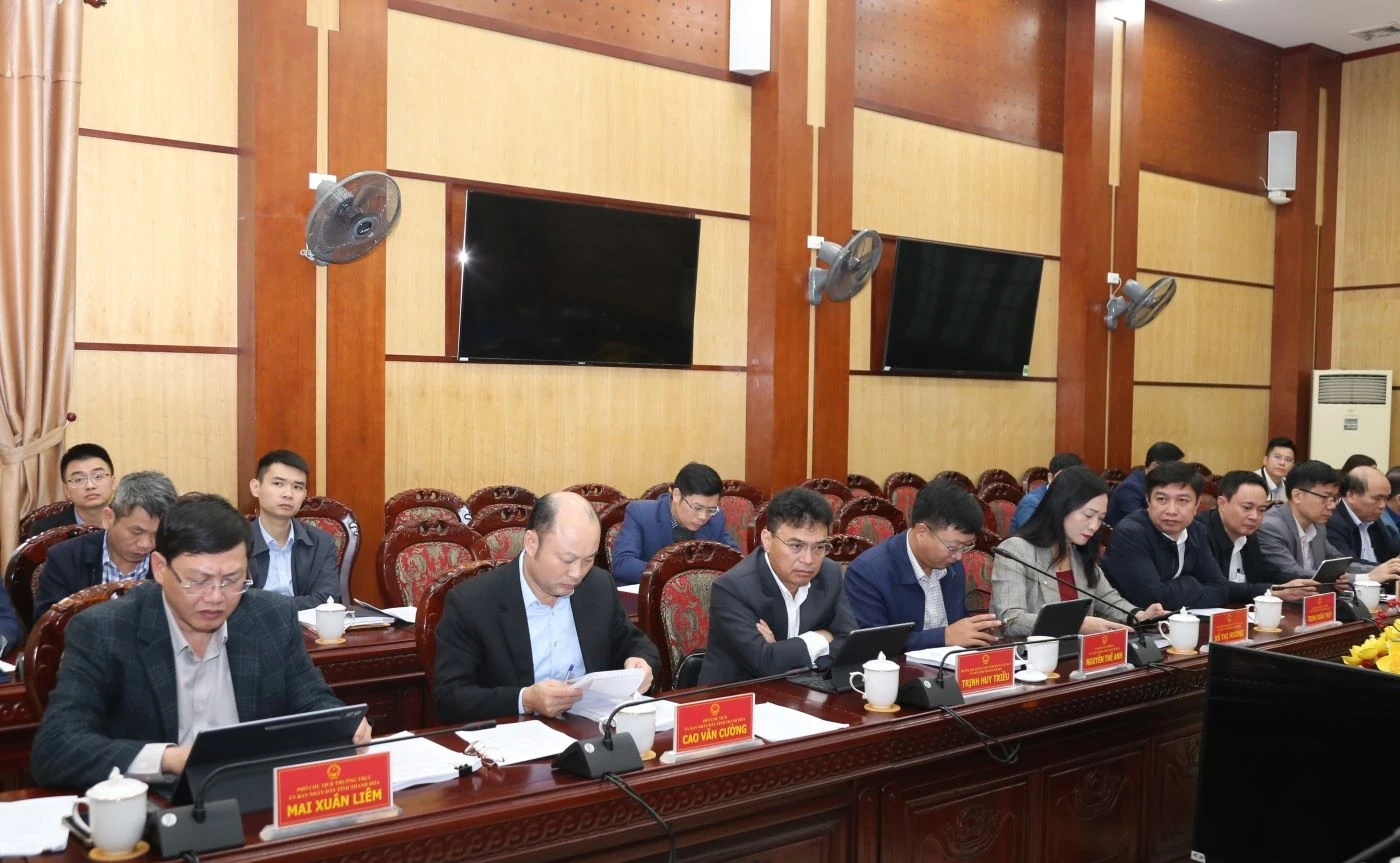 Thảo luận, cho ý kiến vào các tờ trình phục vụ công tác quản lý đất đai