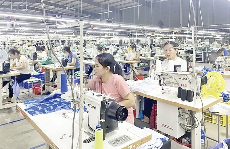 Doanh nghiệp tăng tốc sản xuất, chuẩn bị nguồn hàng phục vụ tết