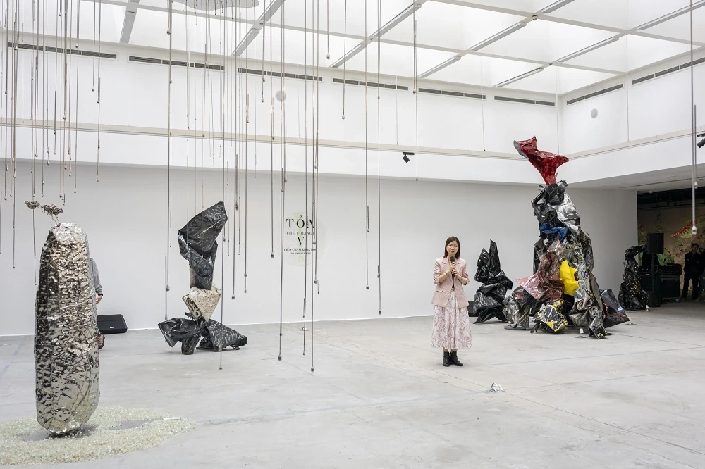 Triển lãm “Tỏa V – Điểm chạm khoa học”: Cuộc đối thoại giữa nghệ thuật và trí tuệ nhân loại