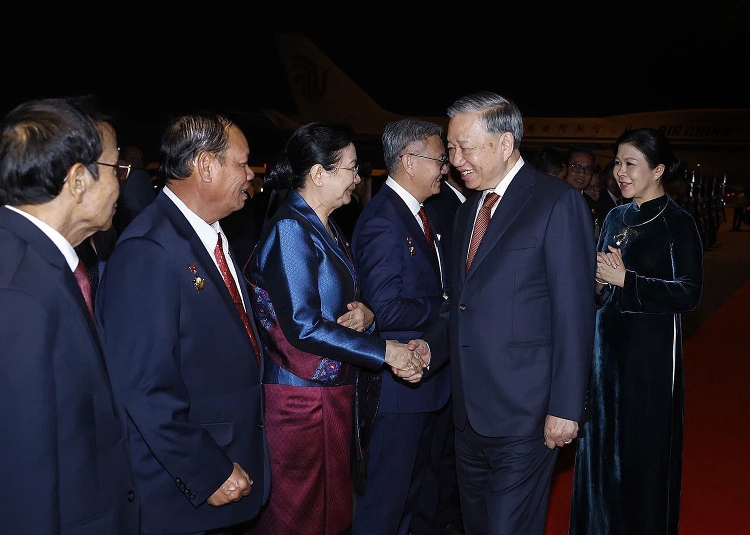 Tổng Bí thư Tô Lâm và Phu nhân kết thúc tốt đẹp chuyến thăm cấp Nhà nước tới Lào