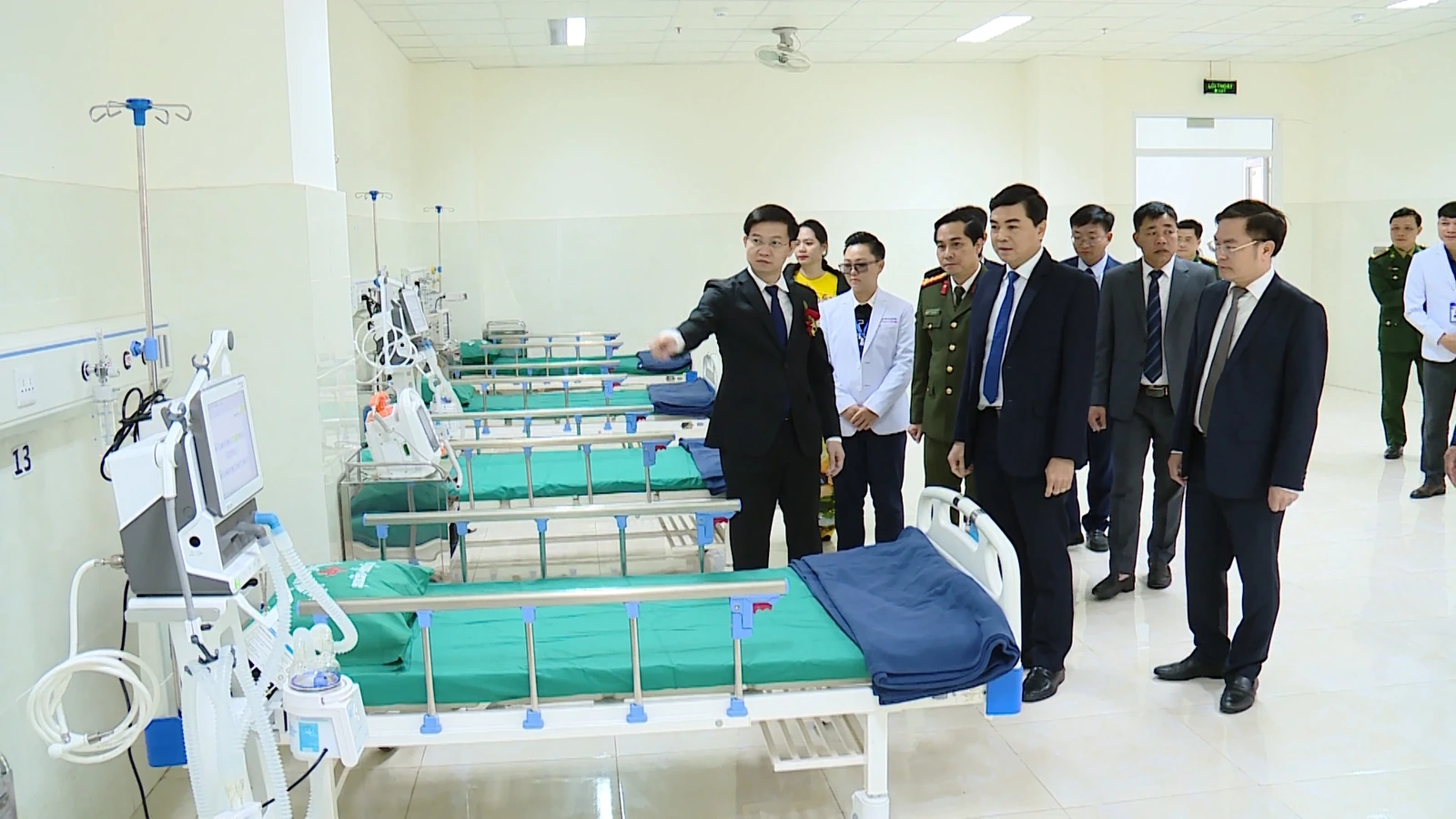 Khánh thành, bàn giao Bệnh viện Hữu nghị Lào - Việt Nam (tỉnh Hủa Phăn)