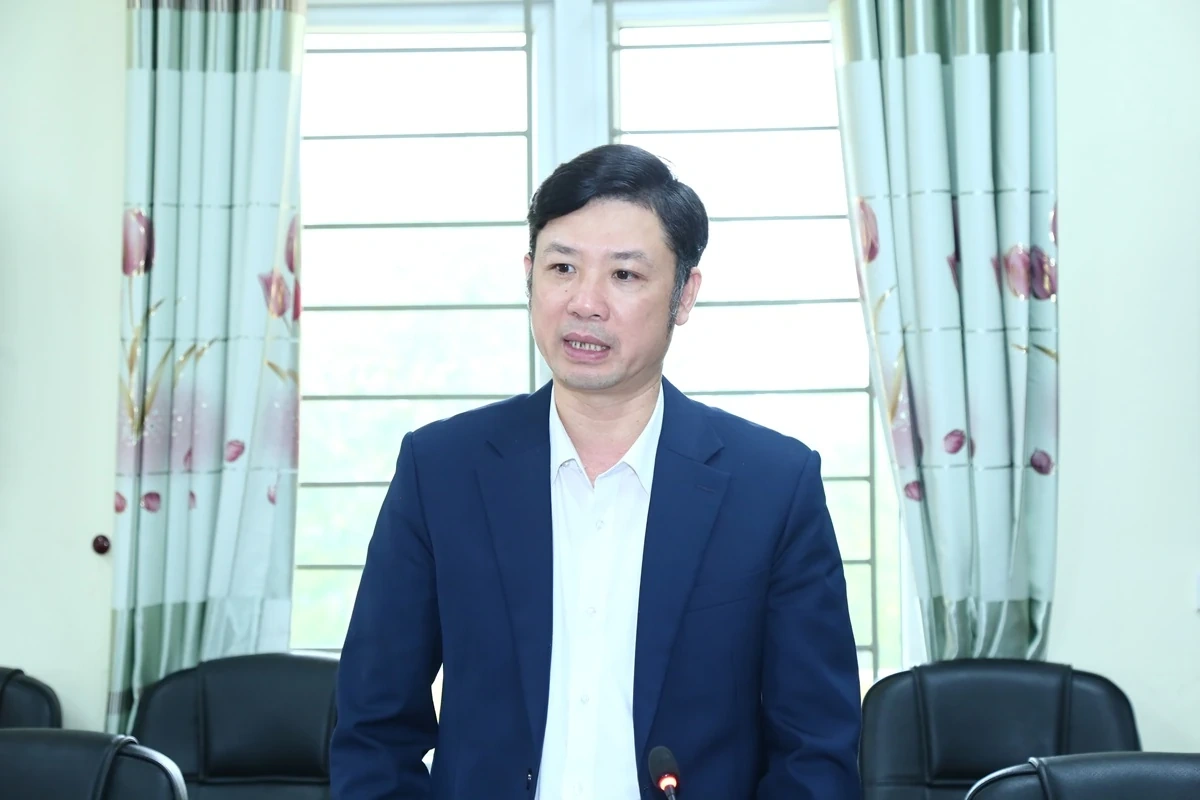 Phó Bí thư Thường trực Tỉnh ủy Nguyễn Hồng Phong thăm, làm việc tại xã Biện Thượng và Vĩnh Lộc