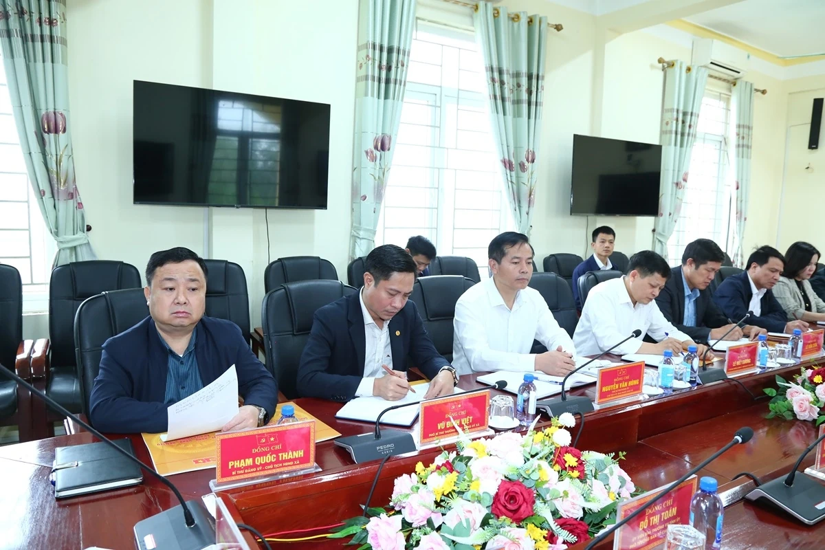 Phó Bí thư Thường trực Tỉnh ủy Nguyễn Hồng Phong thăm, làm việc tại xã Biện Thượng và Vĩnh Lộc