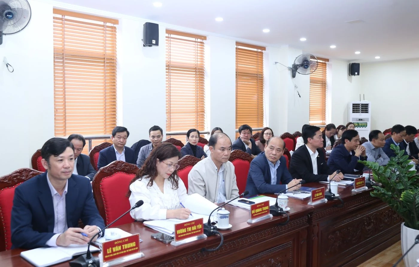 Chủ tịch UBND tỉnh Nguyễn Hoài Anh làm việc với Sở VH,TT&DL về tình hình thực hiện nhiệm vụ giai đoạn 2021-2025