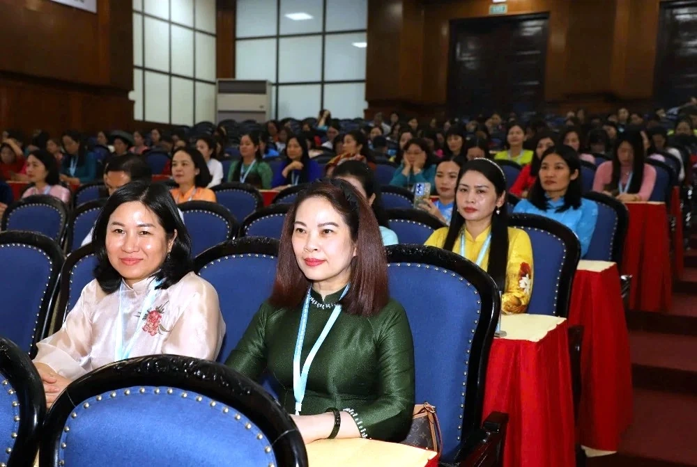 Phụ nữ Thanh Hóa phát huy truyền thống, chung tay xây dựng quê hương giàu đẹp, văn minh, hạnh phúc