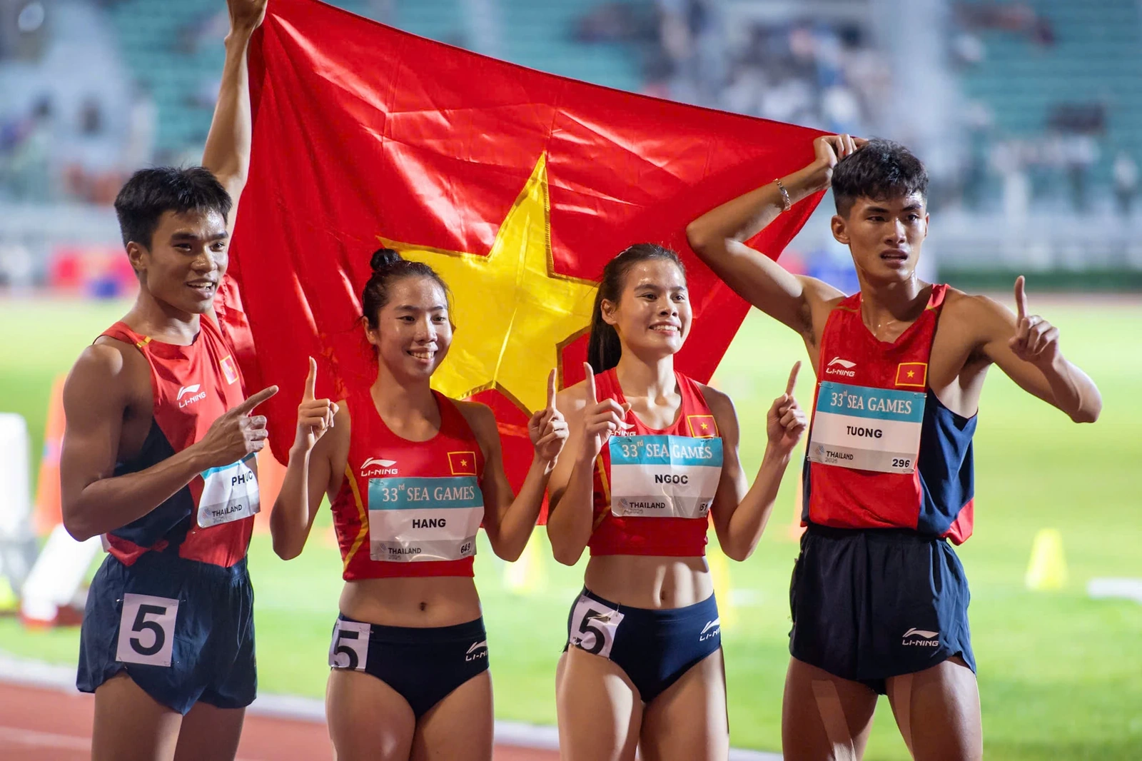 [Trực tiếp] SEA Games 33 ngày 13/12: Việt Nam chạm mốc 30 HCV; Điền kinh bùng nổ mưa vàng cuối ngày!