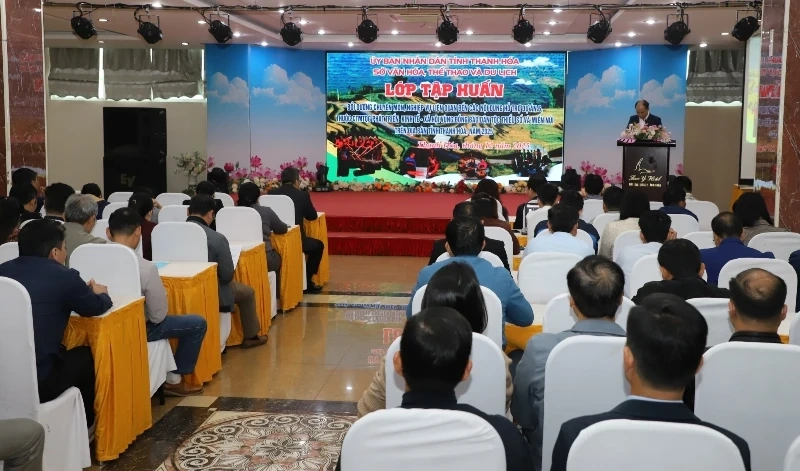 Nâng cao kỹ năng, nghiệp vụ triển khai Dự án 6, Chương trình 1719 cho đội ngũ công chức cấp xã