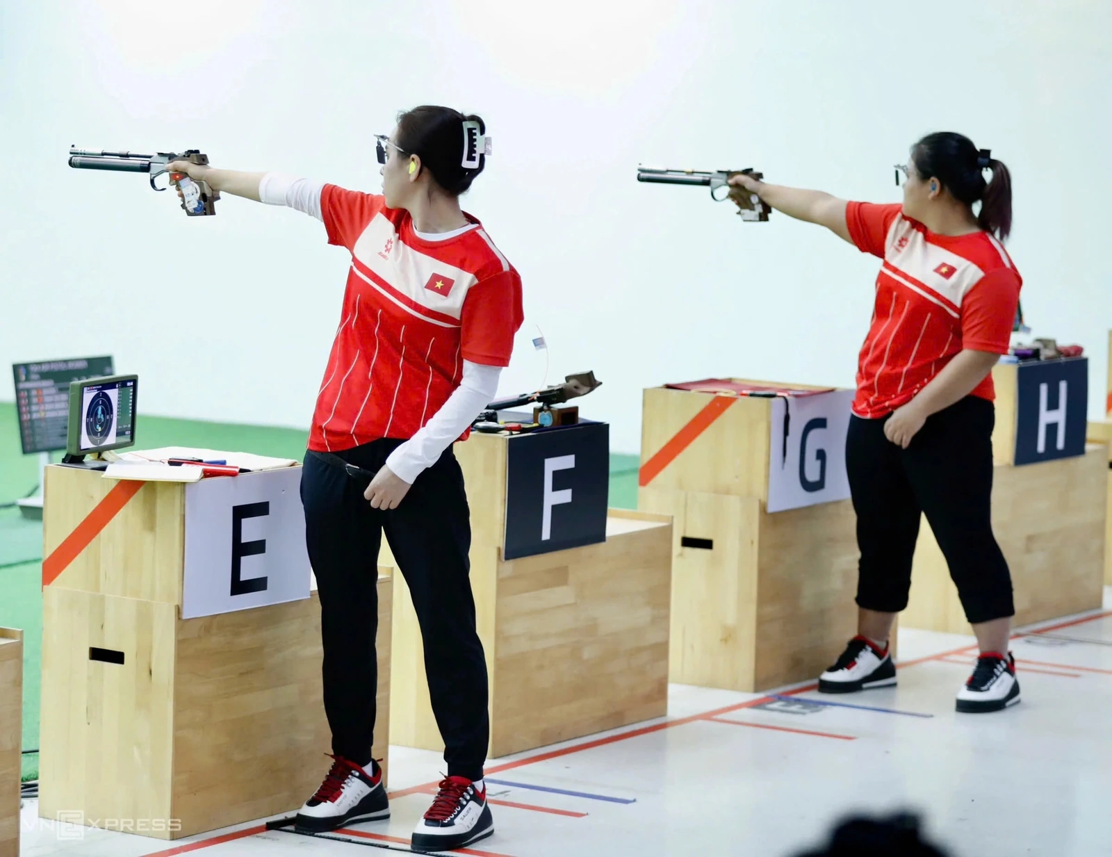 [Trực tiếp] SEA Games 33 ngày 14/12: Trịnh Thu Vinh lập cú đúp Vàng, Bắn súng đại thắng với kỷ lục mới