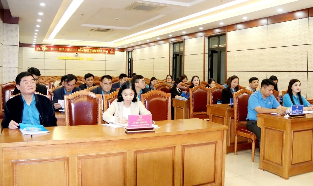 Cụm thi đua số 2 LĐLĐ tỉnh triển khai có hiệu quả công tác chăm lo phúc lợi cho đoàn viên, người lao động