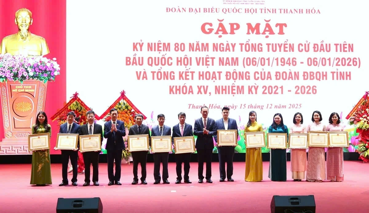 Gặp mặt kỷ niệm 80 năm ngày Tổng tuyển cử đầu tiên bầu Quốc hội Việt Nam và tổng kết hoạt động của Đoàn ĐBQH tỉnh Thanh Hóa khóa XV