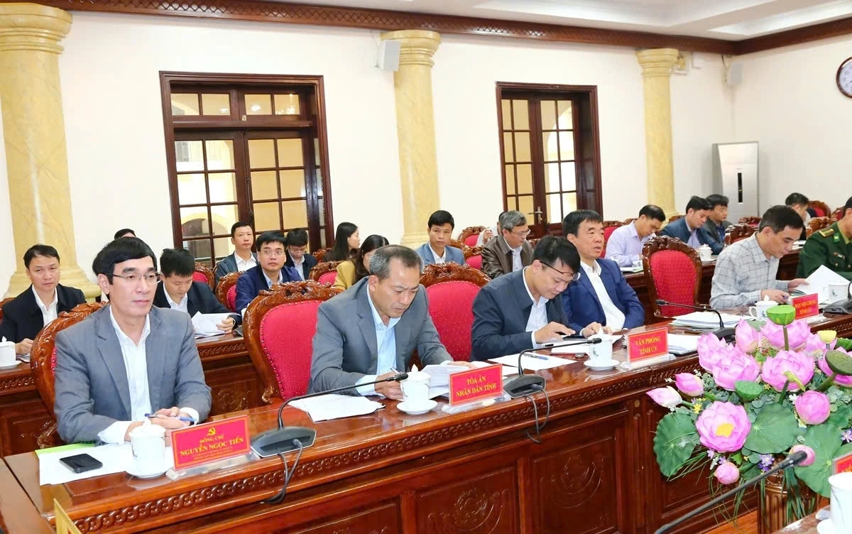 Tập trung giải quyết các vụ việc phức tạp và tiềm ẩn phức tạp về an ninh trật tự